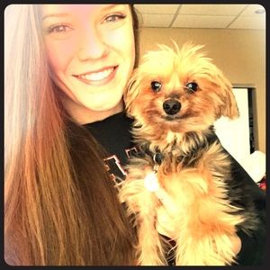 Meet Your Posher, Sara!